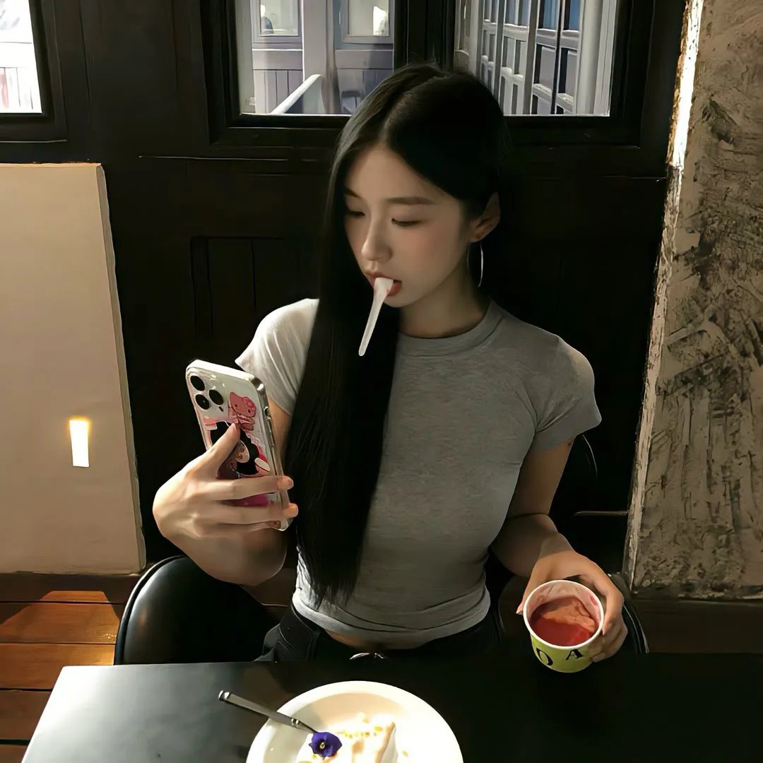 美女荒野逃亡